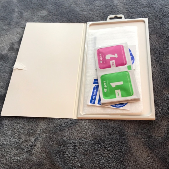 ‼️Bundle & Save‼️ New in Box Screen Protector - Picture 3 of 5